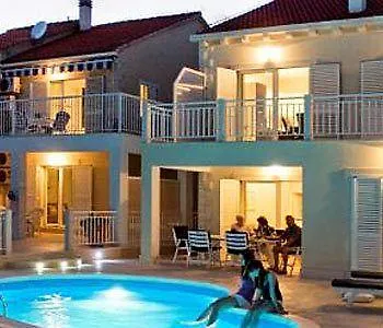 Hotel Villa More
