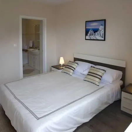 Villa More Hotel