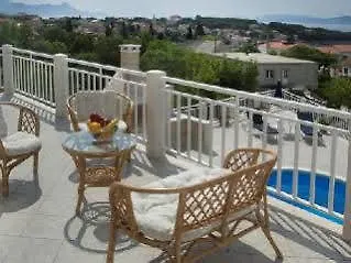 Villa More Hotel 3*
